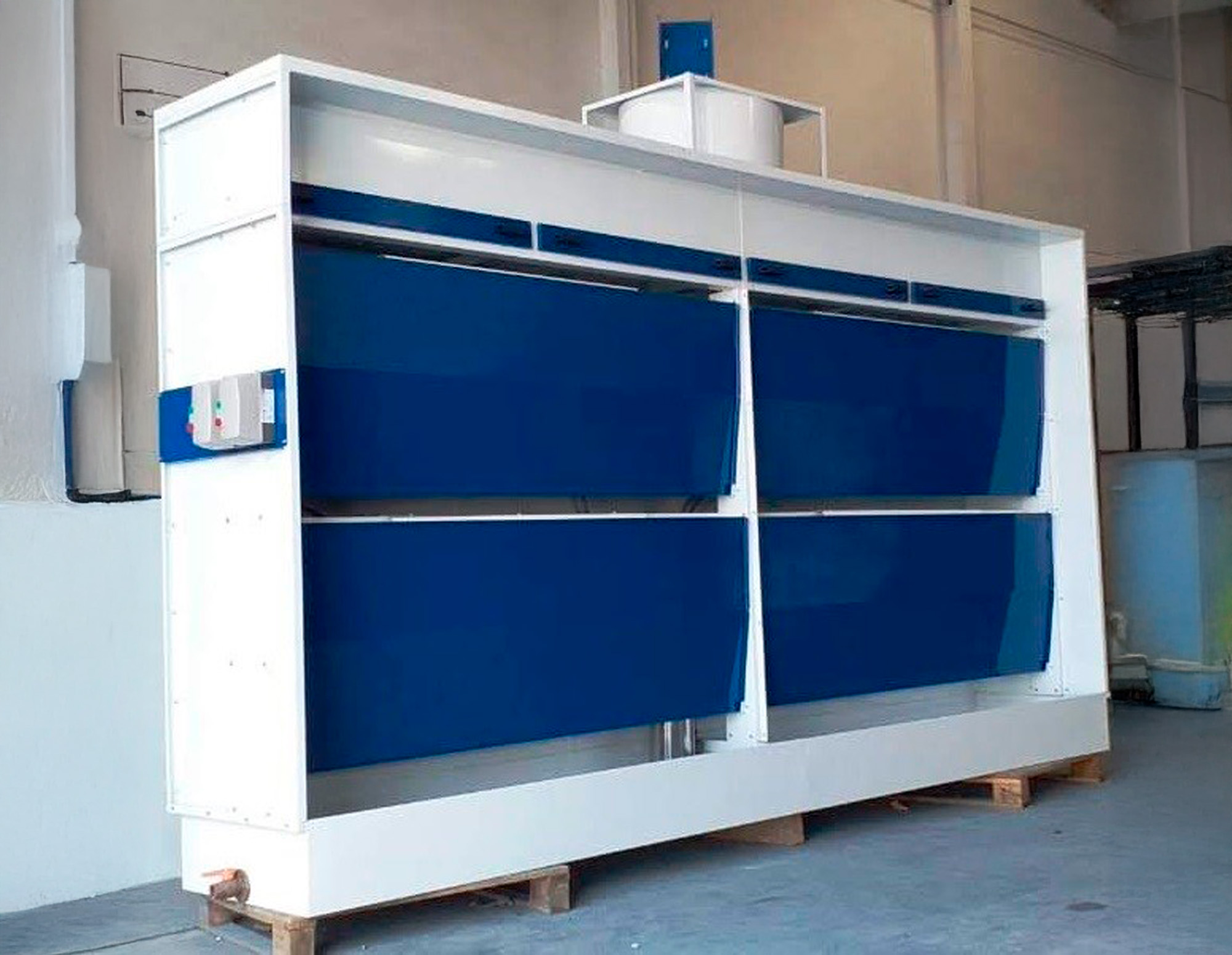 Cabine de pintura líquida via úmida